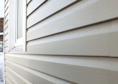 Wall  finished in vinyl siding